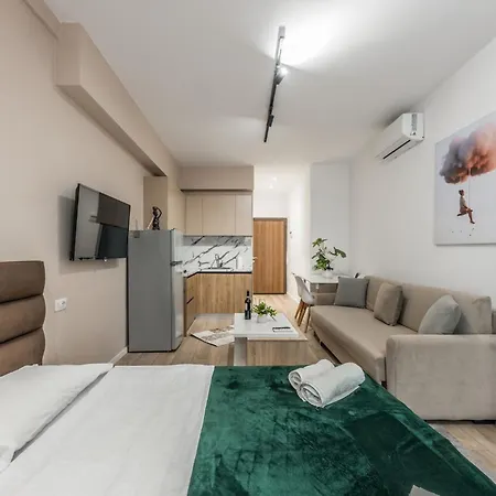 City Center Studio 500mbs Lejlighed