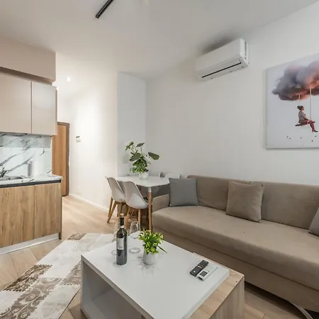 City Center Studio 500mbs Lejlighed